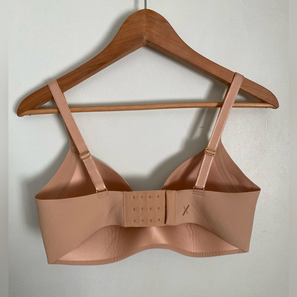 Knix WingWoman Contour Bra Size 4 Nude Neutral Everyday Undergarments Adjustable - Picture 10 of 12
